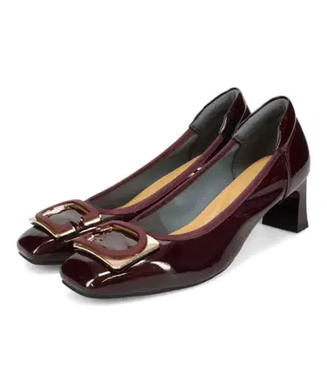 2025 가을/겨울 신상 변형 모티브 소프트 에나멜 펌프스