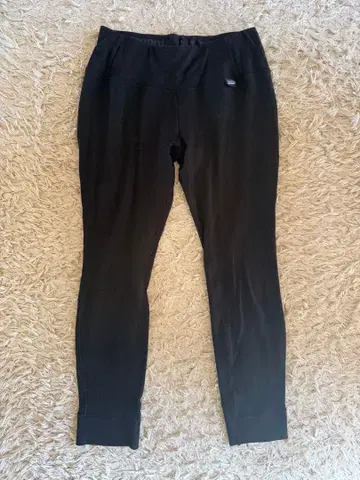 Patagonia 블랙 스키니 팬츠 XS