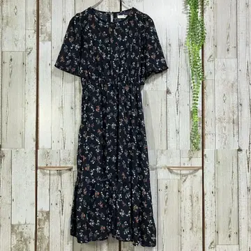 아즈노즈아즈 핑키 롱 원피스 꽃무늬 네이비 반팔 플레어 슬리브