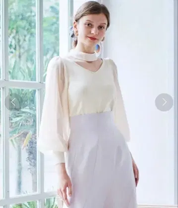 [ 새상품급 ] 다이아 튤 이소재 니트 풀오버