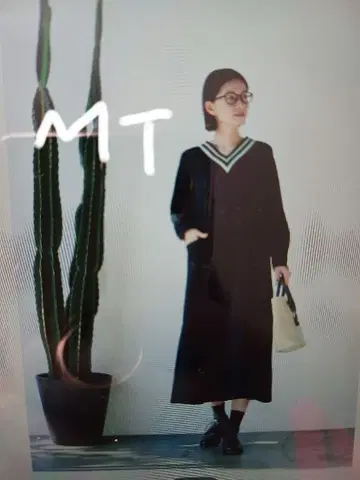 써니클라우드 V넥 마녀 원피스