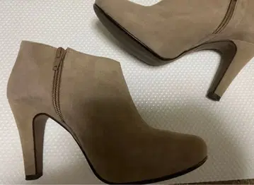 히미코 숏부츠 부티