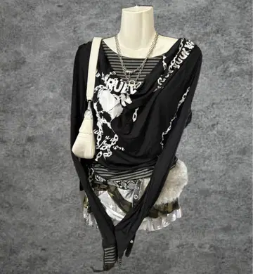 보더 y2k 스컬 드레이프 grunge archive 헤이세이 갸루