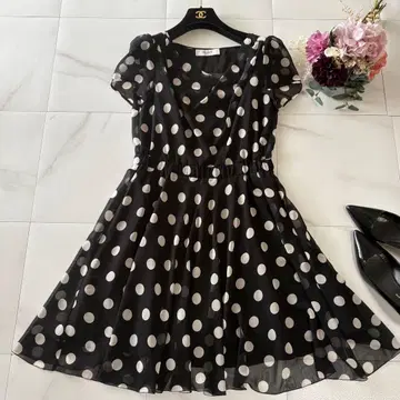 bluegirl 도트 무늬 반팔 원피스 블랙 화이트 무릎 기장 도트