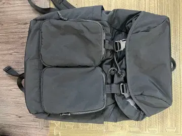 멀티 포켓 백팩 유니클로