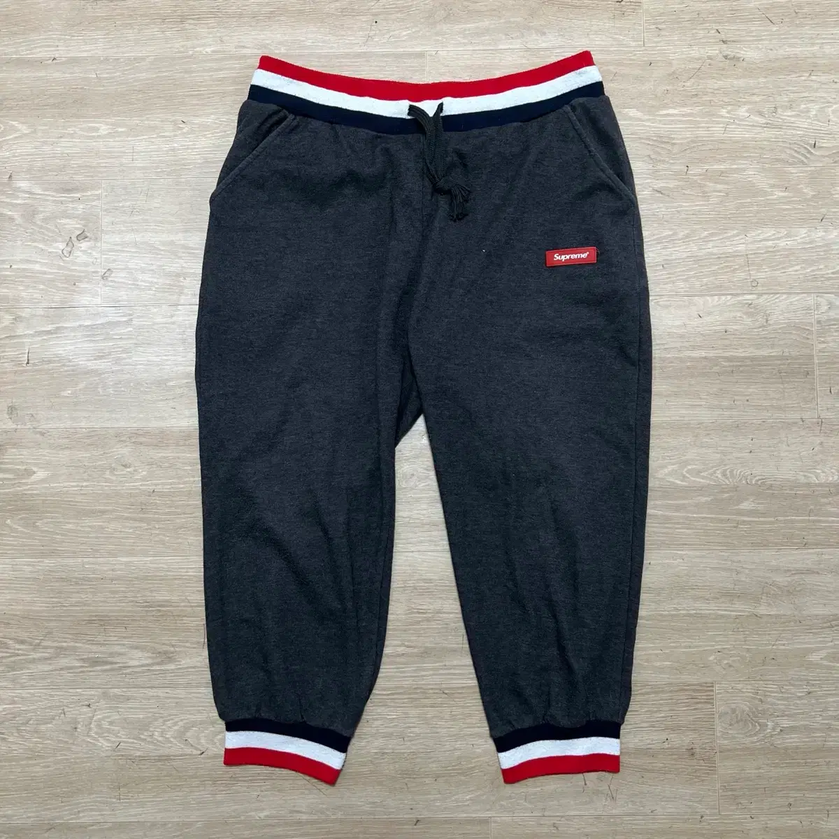 Supreme Box Logo Patch Three-Stripe Color-Block Banding 7-Part Jogger Pants [Charcoal] XL