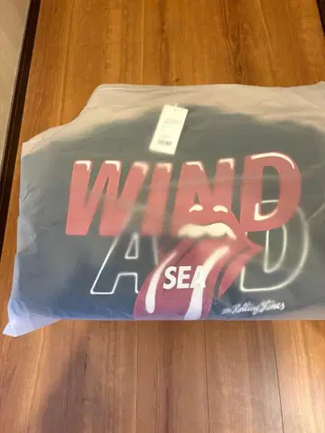 윈드앤씨 롤링 스톤스 한정판 바시티 자켓