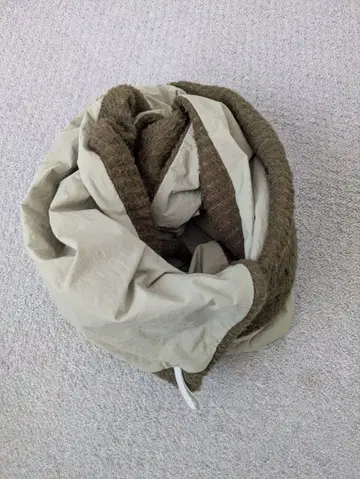 일이일이 알파 머플러