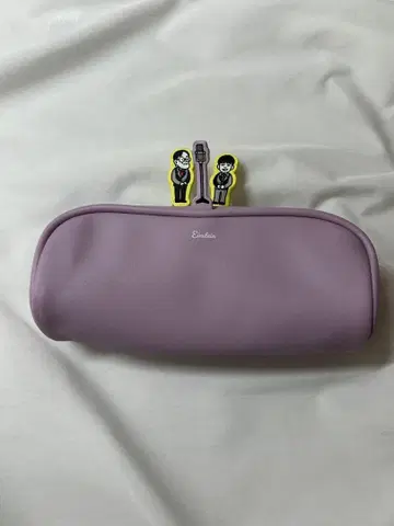 아인슈타인하이! 도모 파우치