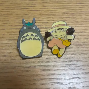 지브리 핀 배지