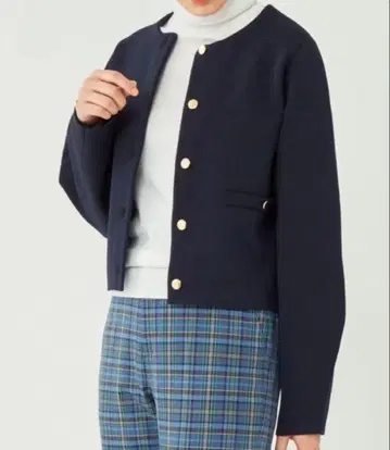 컨디션 최상 그린 라벨 형태 골드 버튼 크루넥 니트 가디건