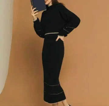 pinue 바이컬러 스티치 니트 셋업