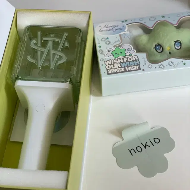 NCT WISH 공식 응원봉 + 인형 세트