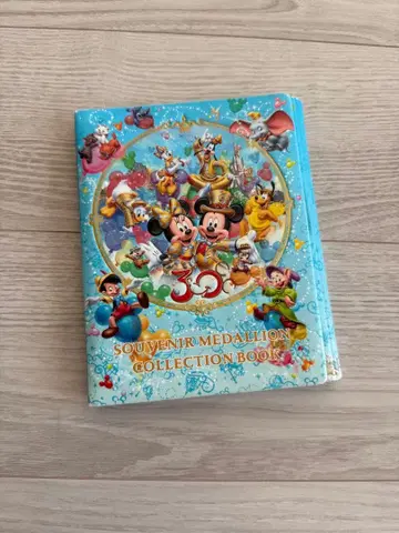 Disney 수베니어 메달