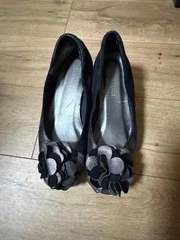 [힐즈아베뉴] 플라워 펌프스