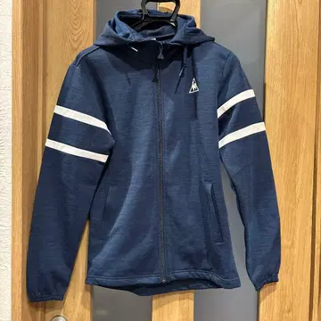 르꼬끄 후드 부착 파카 네이비