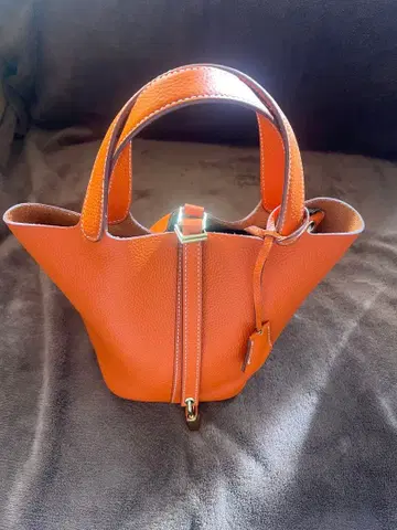 천연 가죽 큐브 백