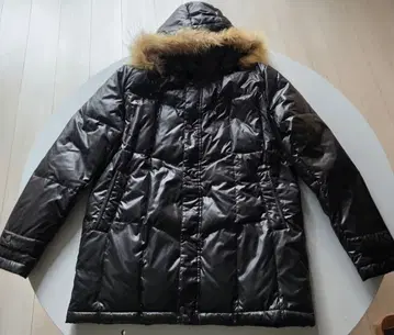 퍼 후드 블랙 다운 자켓