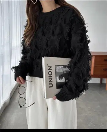 앤도미 컷 프린지 니트 M