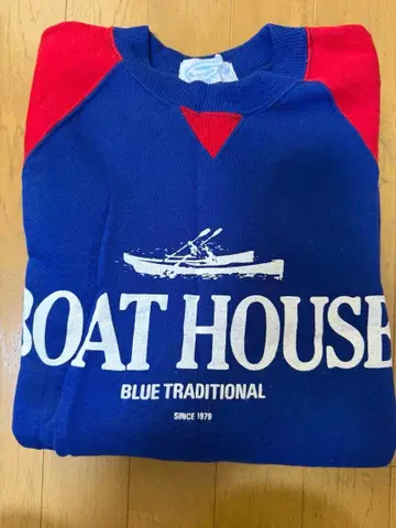 BOAT HOUSE 트레이닝복 래글런 슬리브