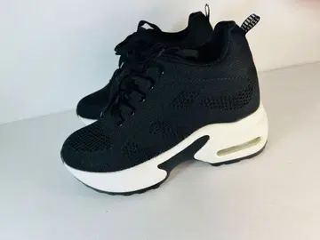 블랙 메쉬 스니커즈 에어쿠션