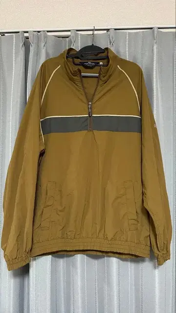 [ 새상품급 ] KRIFF MAYER 클리네스 하프 지퍼 트랙 자켓