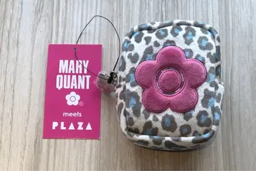 [Web 완판템] MARY QUANT 마 카라비너 달린 파우치 레오파드