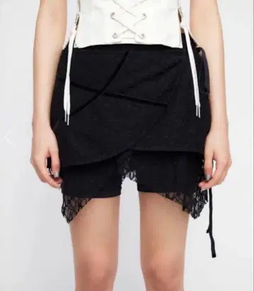 SEIRA x LAGUA LACE 바이커 블랙