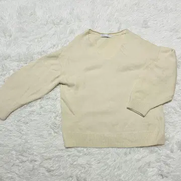 NOBLE 노블 V넥 니트 캐시미어 혼방