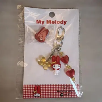 정말 귀여운 My Melody 하트와 꽃이 달린 스트랩