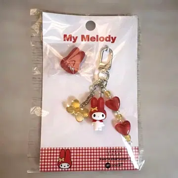 정말 귀여운 My Melody 하트와 꽃이 달린 스트랩