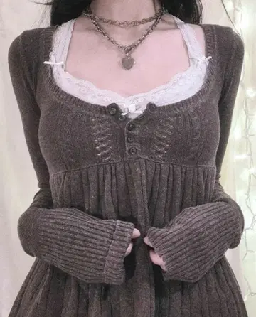 니트 스웨터 브라운