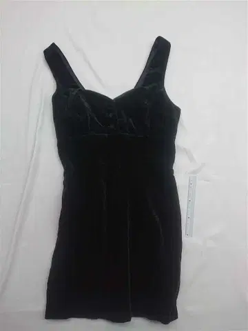 게스 벨벳 원피스 블랙 계열 여성용 5 사이즈