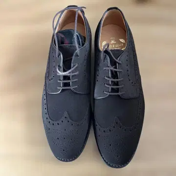 SCOTCH GRAIN 다크 브라운 윙 칩