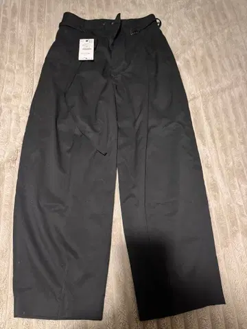 택 포함 새상품 zara 벌룬 플리츠 벨트 팬츠