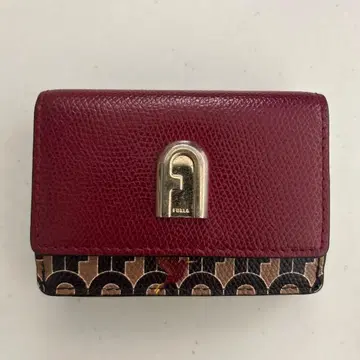 FURLA 3단 폴더형 지갑 훌라