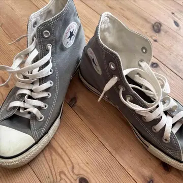 CONVERSE 그레이 하이컷 스니커즈 27.5cm