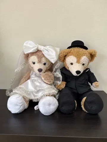 더피 셰리메이 웨딩 코스튬