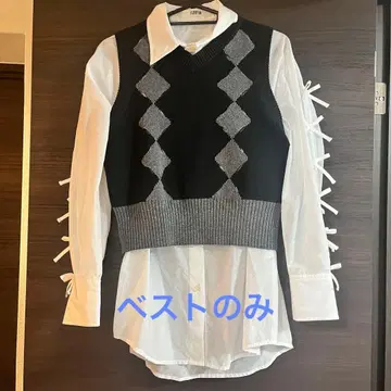 [ 미사용 ] FURFUR 슬릿 아가일 베스트