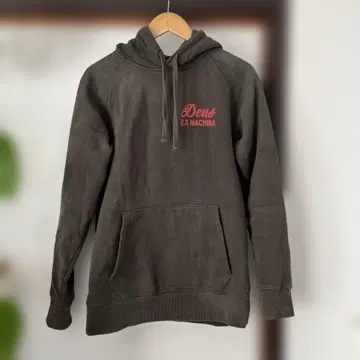 [ 레어템 ] DEUS 후드 부착 후드티 S