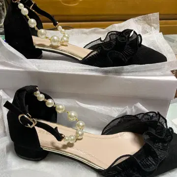 엘레강트한 블랙 리본 포함 펌프스