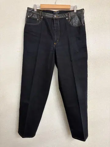 VITTORIO VF FORTI 블랙 데님 팬츠