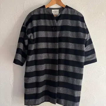 ICHI 그레이/블랙 스트라이프 자켓