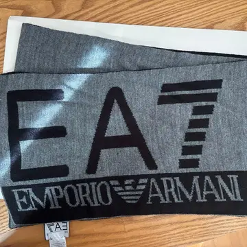 [ 미사용품 ] EA7 Emporio Armani 그레이 머플러