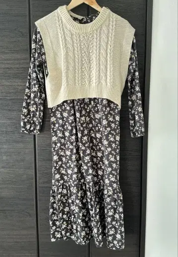 쁘띠마인 꽃무늬 원피스 리앙 모녀 코디