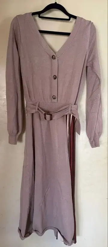 LIPSERVICE 립 서비스 니트 원피스 V넥