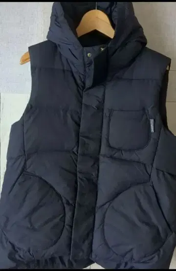 Gymphlex 짐플렉스 다운 베스트 후드 부착