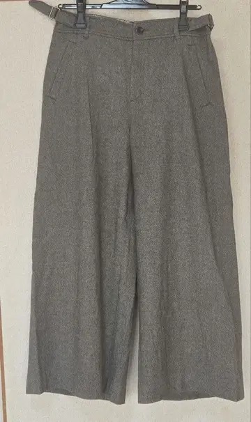 HUMAN WOMAN 그레이 가우초 팬츠 프론트 턱 포함