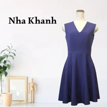 zA36 [ XS ] Nha Khanh 플레어 원피스 V넥 슬리브리스