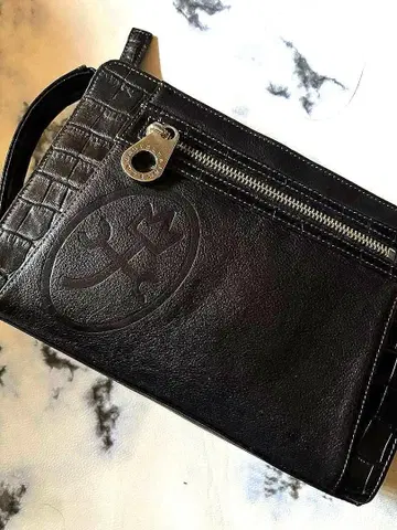 까스텔바작 블랙 가죽 세컨드 백